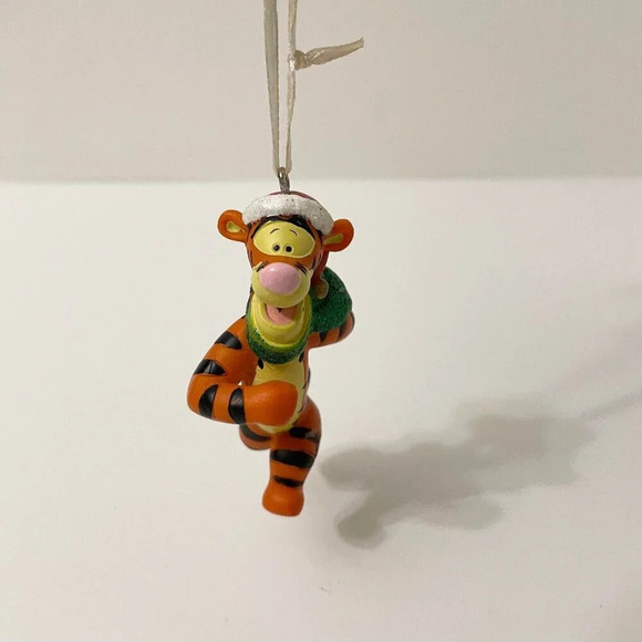 Lot of 2 Disney Winnie the Pooh Christmas Ornaments Tigger 3 Inch - Picture 5 of 16